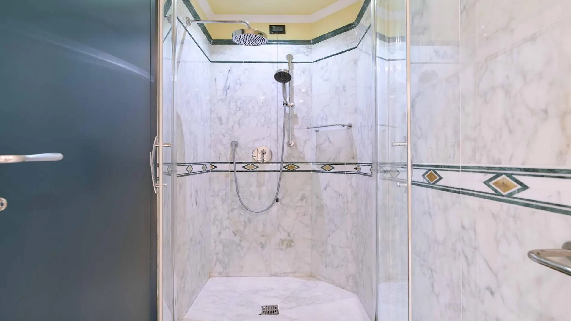 Grand Hotel Bellavista Palace & Golf Montecatini Terme 5*,